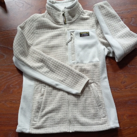 L.L. Bean Jackets & Blazers - L.L. Bean Womens Cream Textured Fleece Jacket